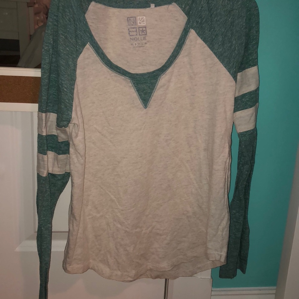 Baseball tee